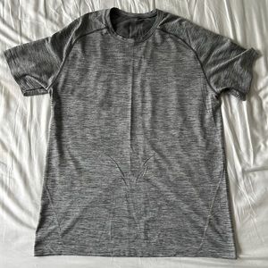 Mens Large lululemon Metal Vent Grey Multi Shirt